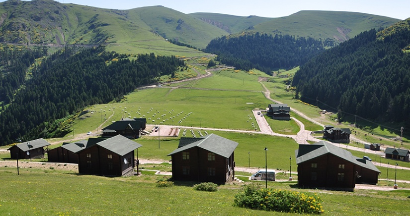 6 GECE KONAKLAMA 8 GÜN DOĞU KARADENİZ TURU (AMSTERDAM - ANKARA - AMSTERDAM UÇAK BİLETİ DAHİL)