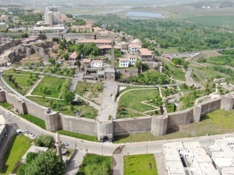 6 GECE 7 GÜN DOLU DOLU DOĞU ANADOLU ( AMSTERDAM - ADANA - AMSTERDAM)