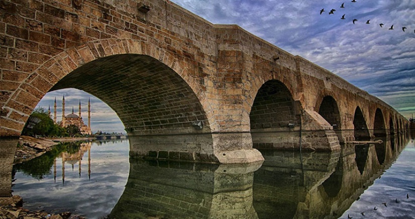 6 GECE 7 GÜN DOLU DOLU DOĞU ANADOLU ( AMSTERDAM - ADANA - AMSTERDAM)