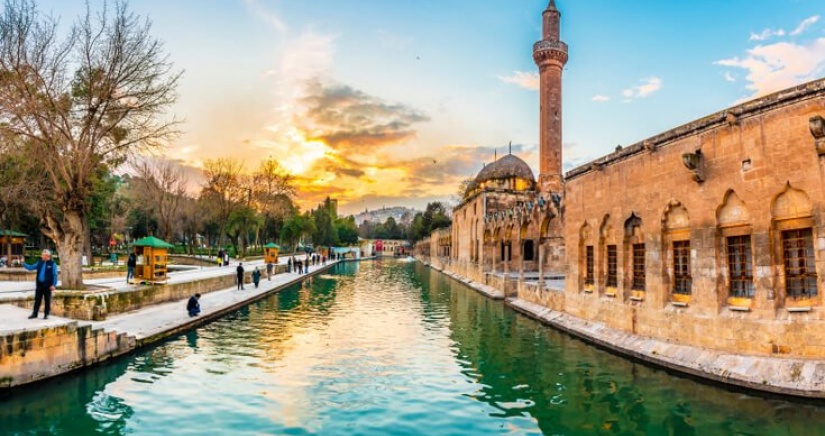 6 GECE 7 GÜN DOLU DOLU DOĞU ANADOLU ( AMSTERDAM - ADANA - AMSTERDAM)